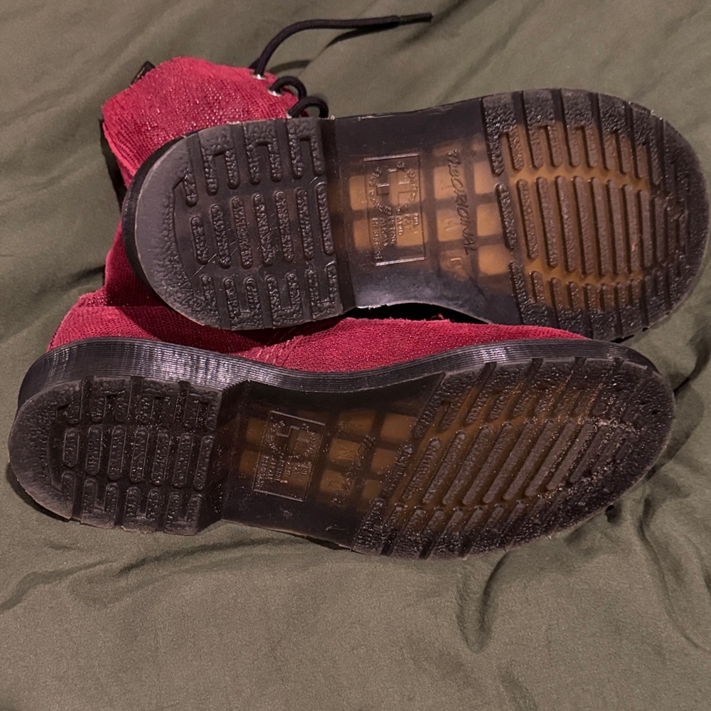 Dr.Martens 1460 Pascal Burgundy Textured Leather - Picture 4 of 5